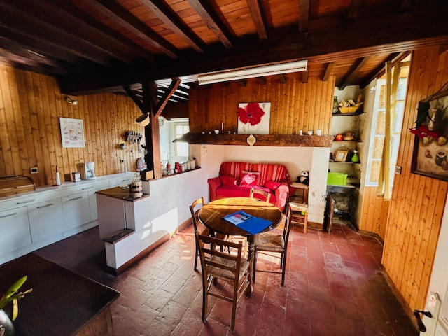 Maison - 98 m² - 3 pièces