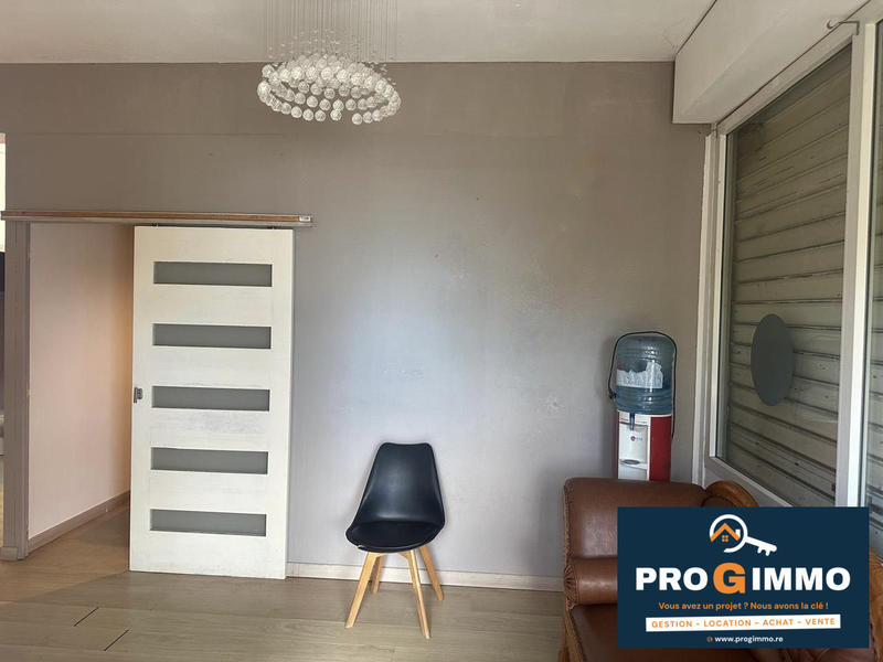 Local commercial - 84 m² - 5 pièces