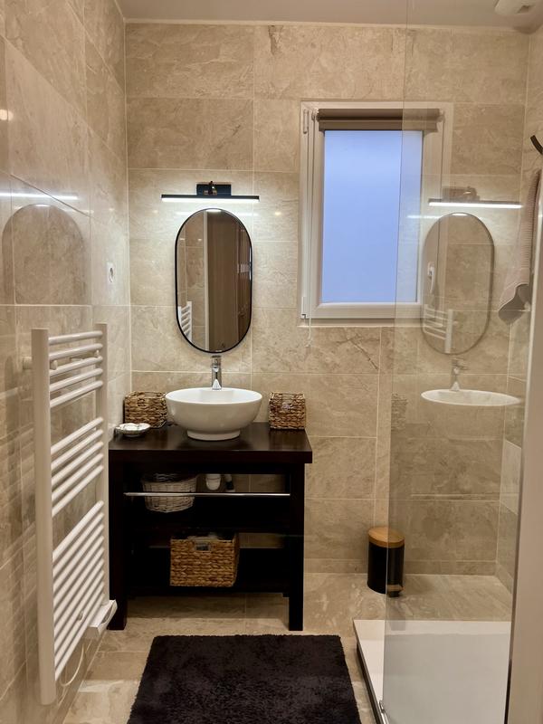 Maison - 102 m² - 4 pièces