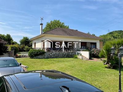 Propriété - 130 m² - 5 pièces