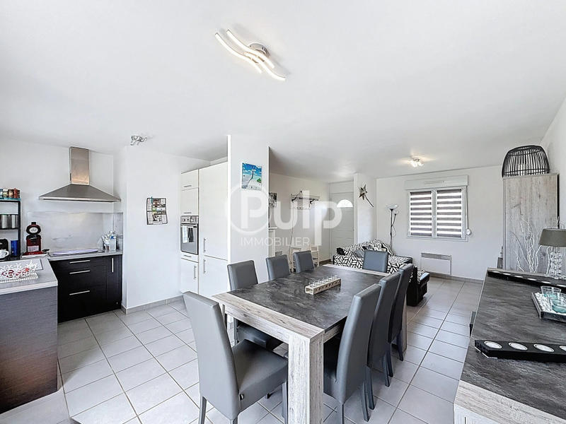 Maison - 90 m² - 6 pièces