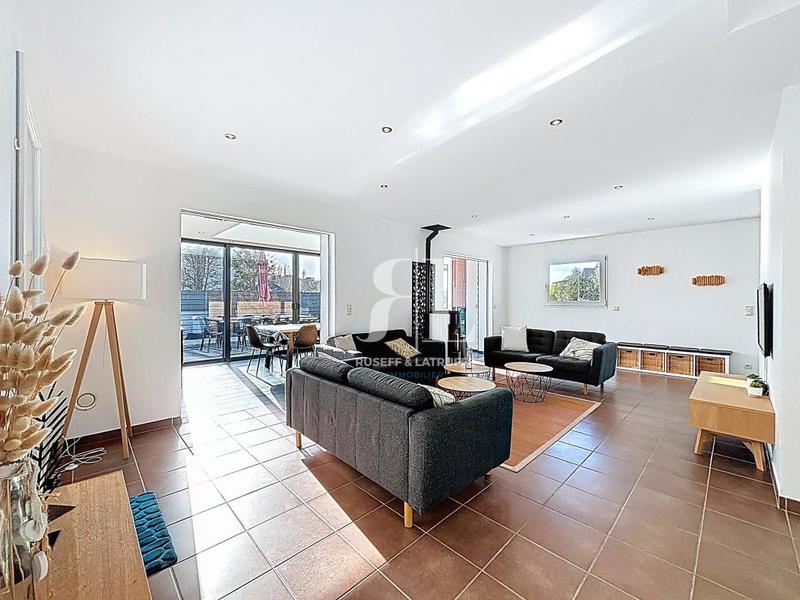 Maison - 120 m² - 5 pièces