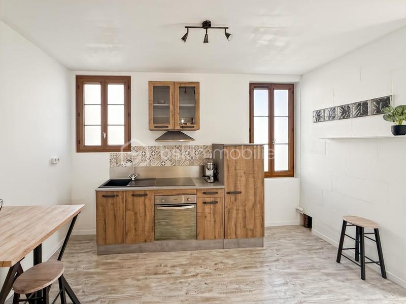 Maison de village - 87 m² - 4 pièces