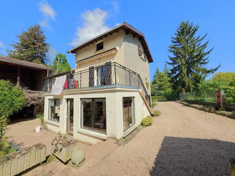 Maison - 92 m² - 4 pièces