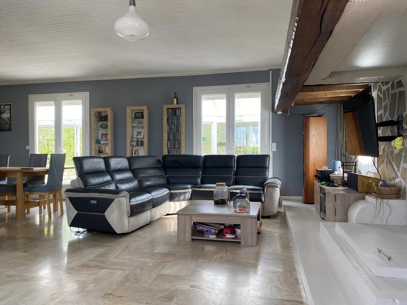 Maison - 140 m² - 6 pièces