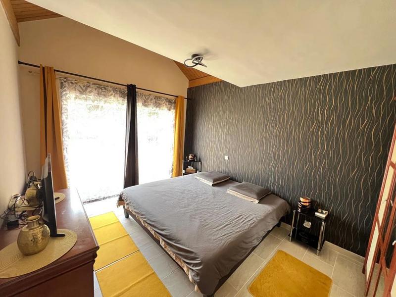 Maison - 167 m² - 6 pièces