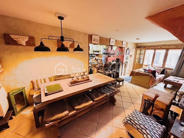 Maison en pierre - 110 m² - 5 pièces