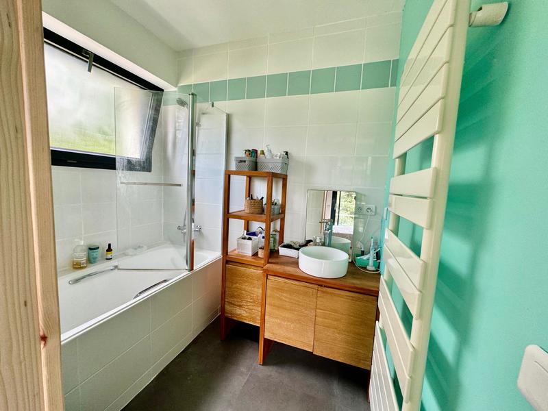 Maison - 200 m² - 7 pièces