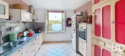 Maison - 202 m² - 8 pièces