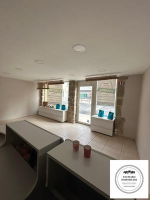 Local commercial - 89 m² - 5 pièces