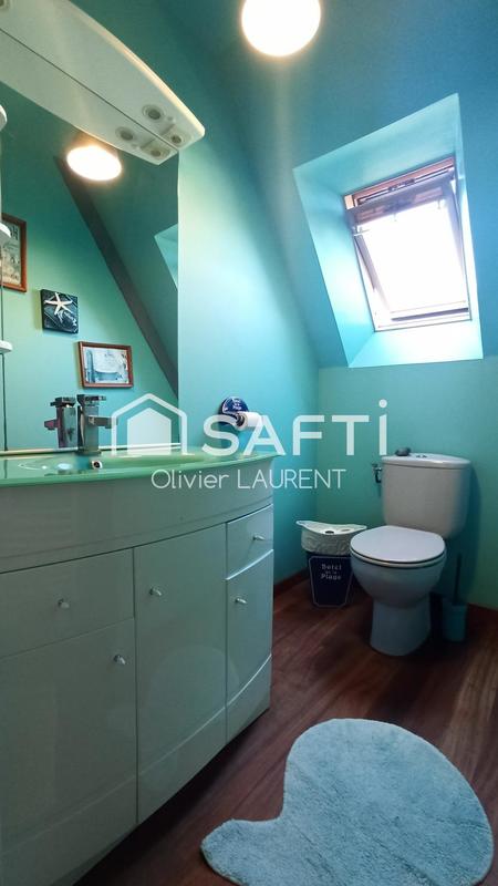 Maison - 215 m² - 9 pièces