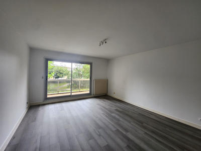 Appartement - 79 m² - 3 pièces