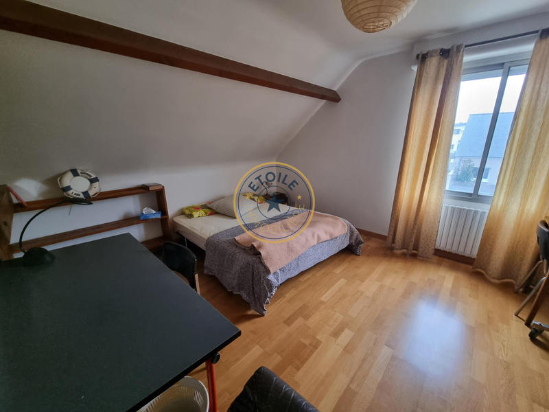 Maison - 202 m² - 6 pièces