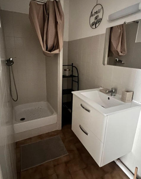 Studio - 25 m² - 1 pièce