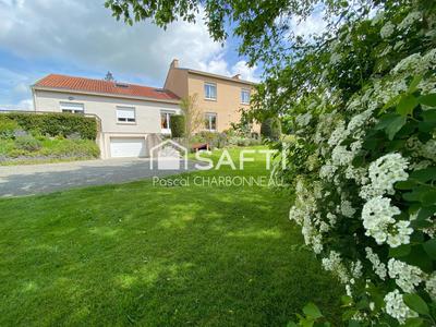 Maison - 310 m² - 10 pièces