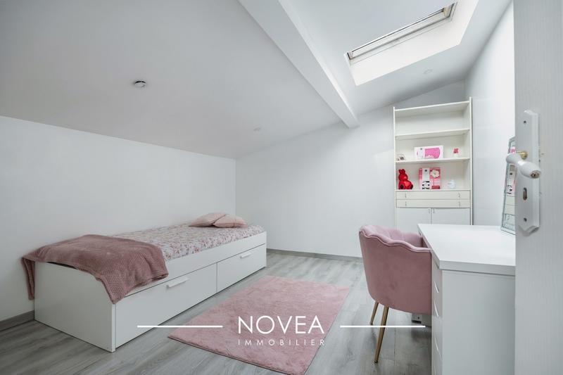 Maison - 140 m² - 6 pièces