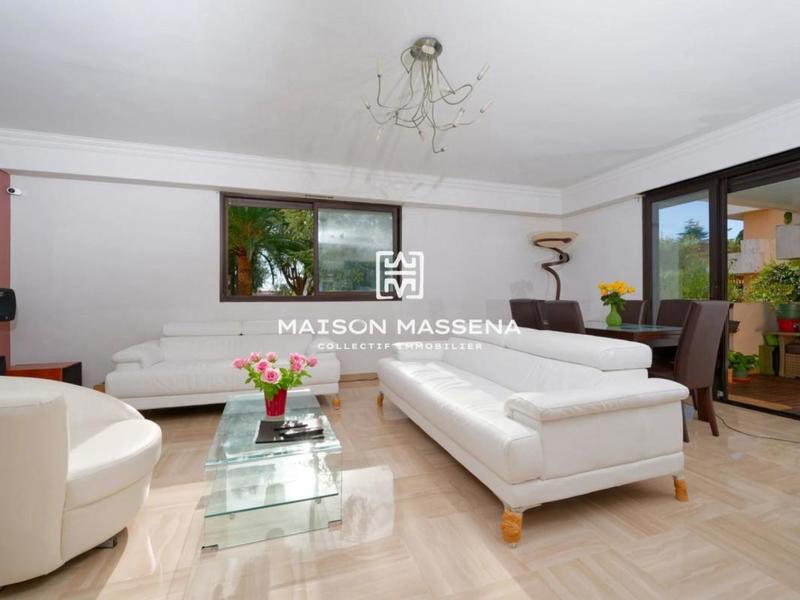 Appartement - 108 m² - 4 pièces