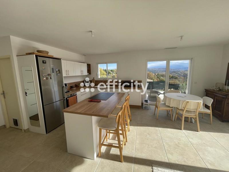 Villa - 90 m² - 4 pièces