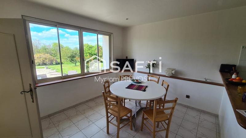 Maison - 264 m² - 11 pièces