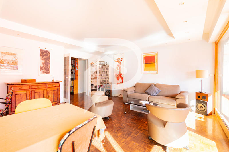 Appartement - 75 m² - 3 pièces