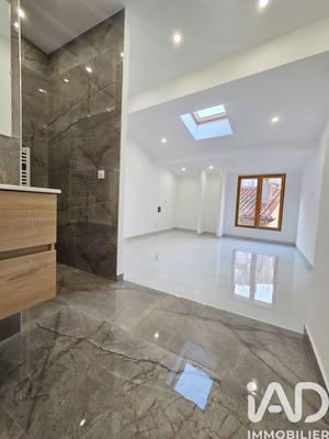 Maison de ville - 60 m² - 2 pièces