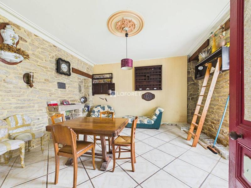 Maison - 208 m² - 10 pièces