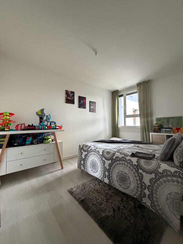 Appartement - 88 m² - 5 pièces