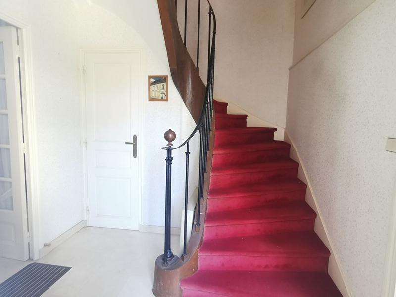 Maison de maîtres - 200 m² - 8 pièces