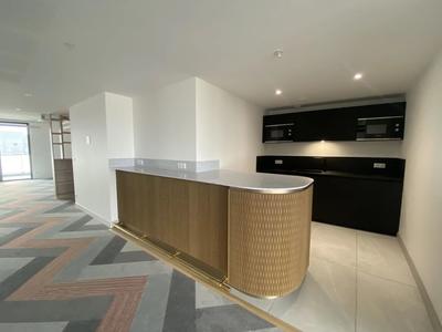 Bureau - 143 m² - 1 pièce