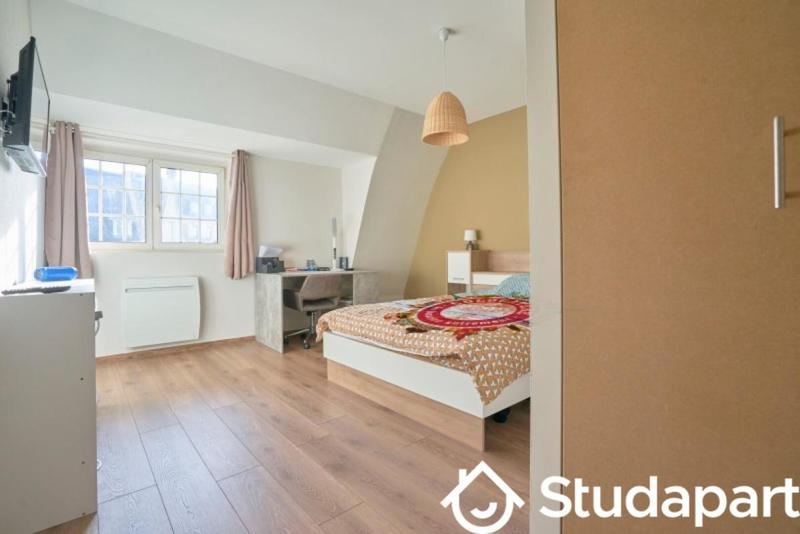 Chambre - 16 m² - 1 pièce