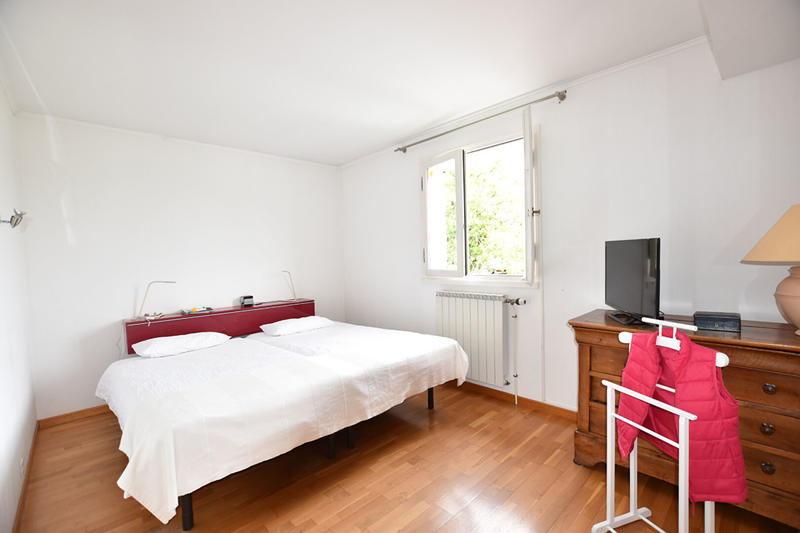 Maison - 183 m² - 6 pièces