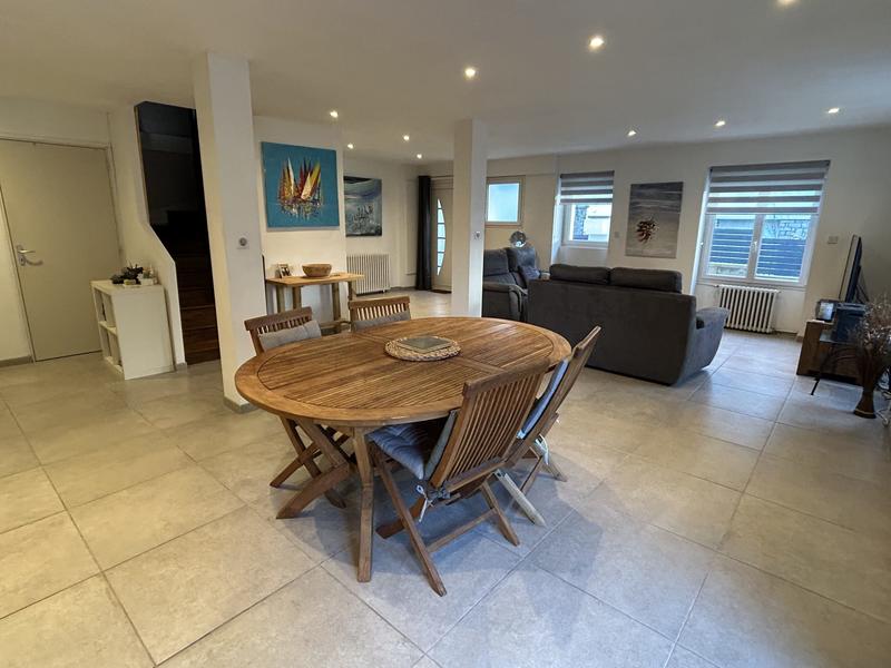 Maison traditionnelle - 110 m² - 5 pièces