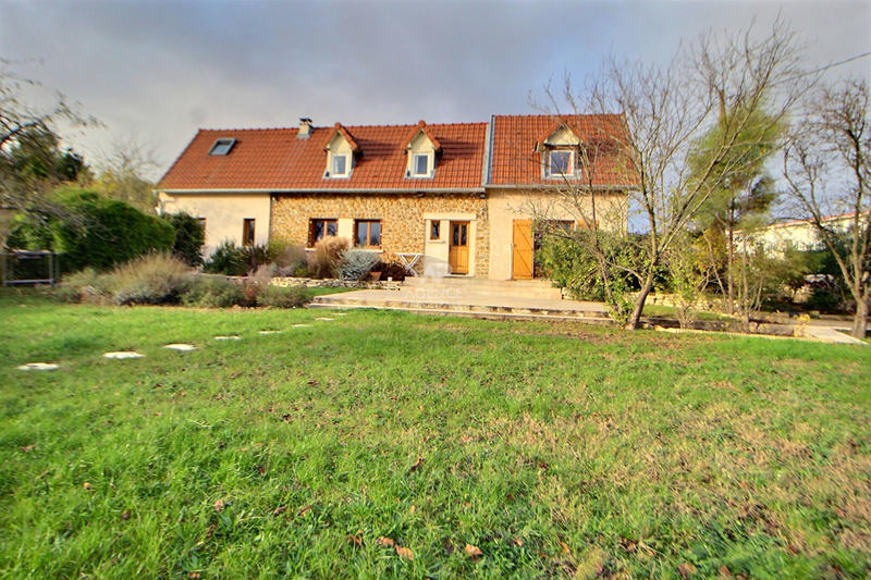 Maison - 113 m² - 5 pièces