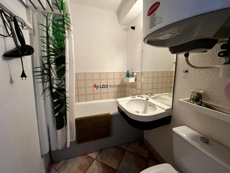 Appartement - 49 m² - 2 pièces