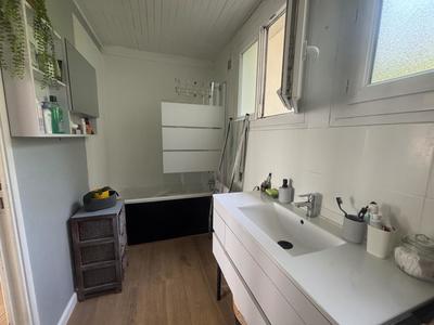 Appartement - 89 m² - 4 pièces