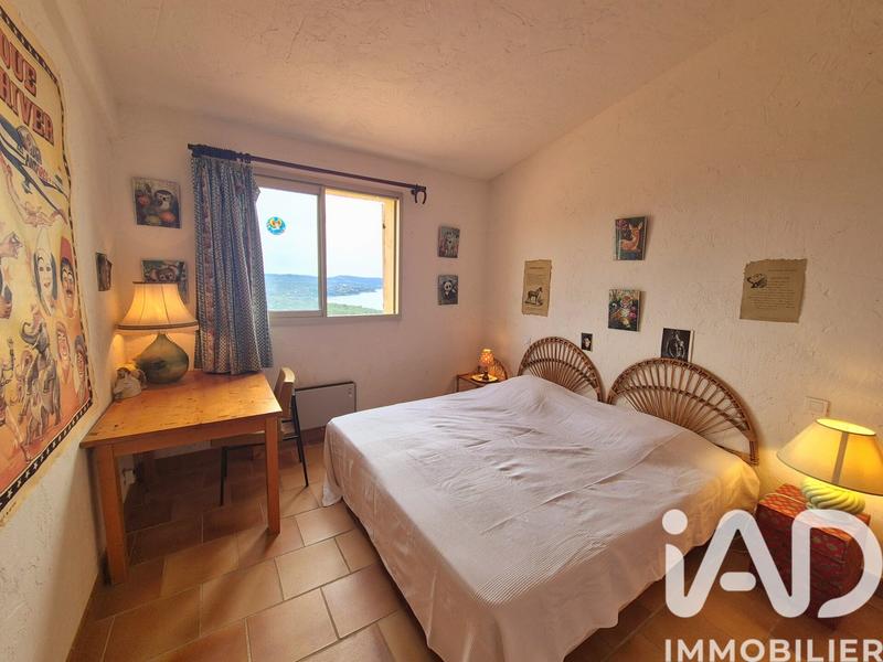 Maison - 180 m² - 6 pièces