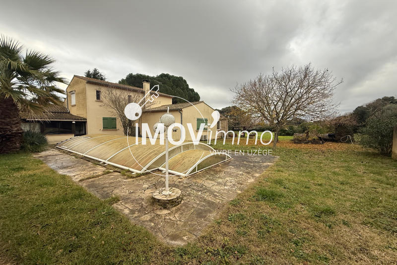 Maison - 210 m² - 6 pièces