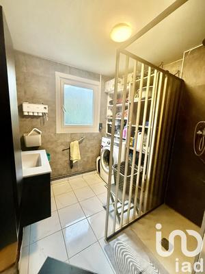 Maison - 87 m² - 5 pièces