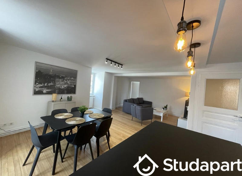 Chambre - 14 m² - 1 pièce