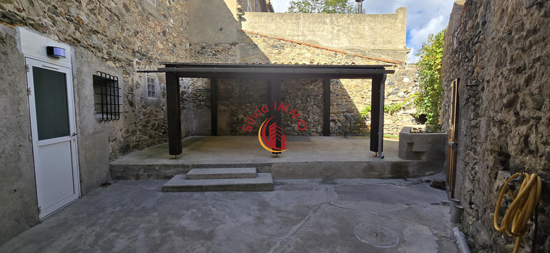 Immeuble - 203 m² - 9 pièces