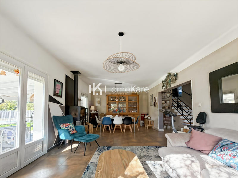 Maison - 110 m² - 4 pièces