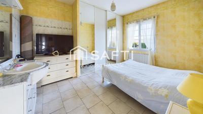 Maison - 360 m² - 8 pièces