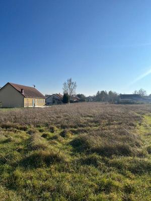 Terrain - 1 700 m²