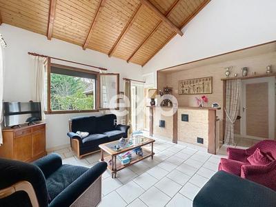 Maison en pierre - 200 m² - 6 pièces