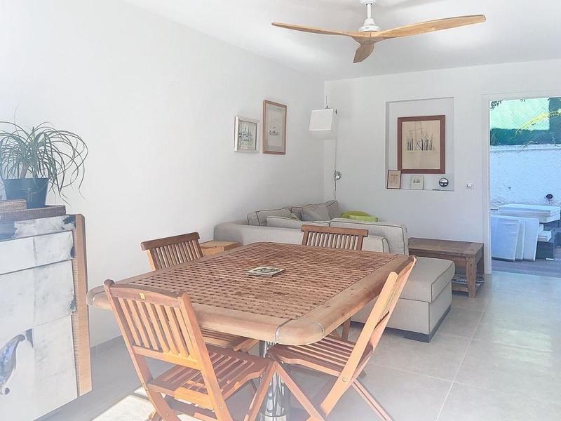 Maison jumelée - 128 m² - 5 pièces