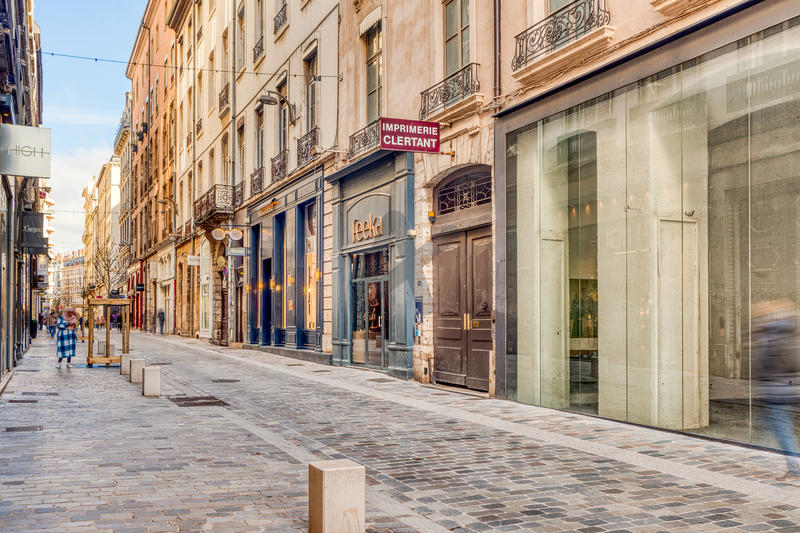 Appartement - 93 m² - 3 pièces