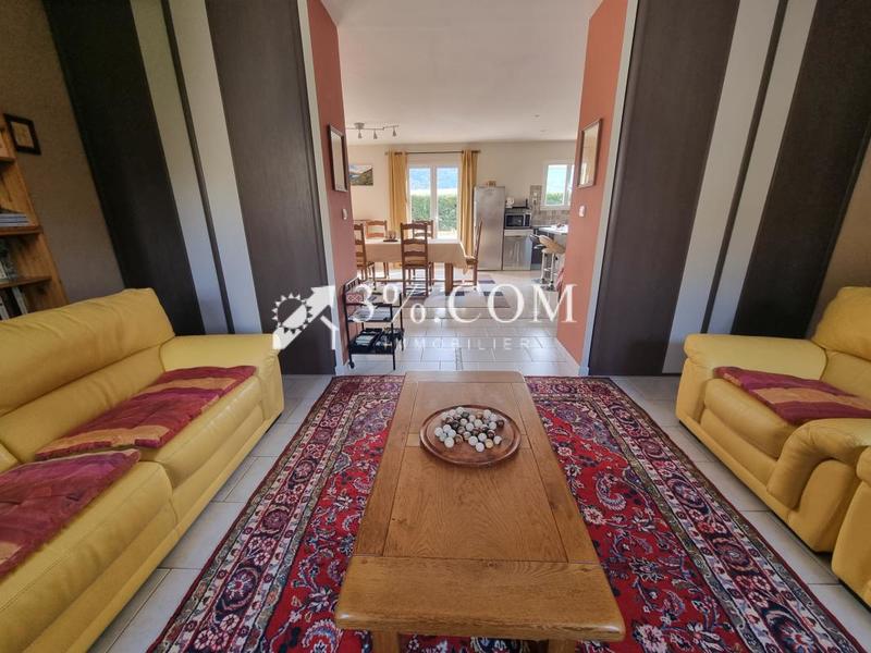 Villa - 101 m² - 4 pièces