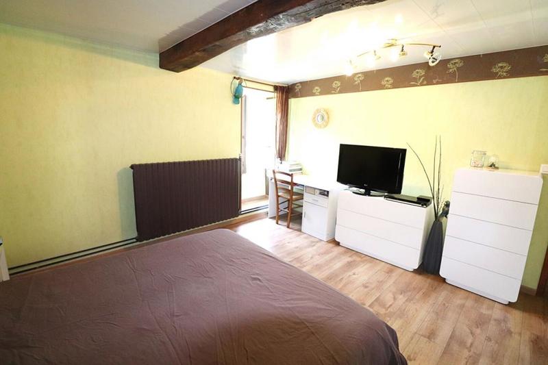 Maison en pierre - 146 m² - 6 pièces