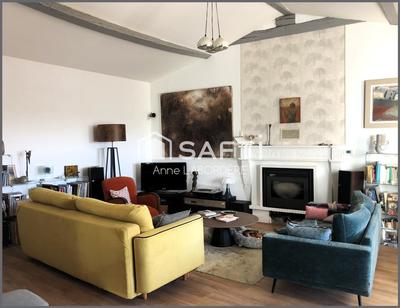 Maison - 180 m² - 6 pièces