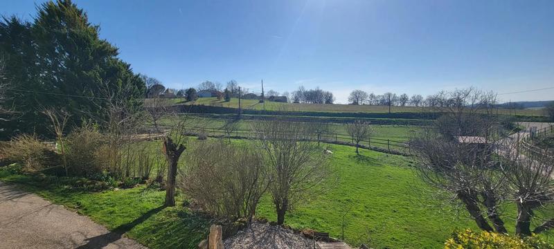 Maison - 225 m² - 8 pièces